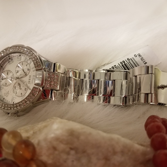 Watch - Picture 2 of 4